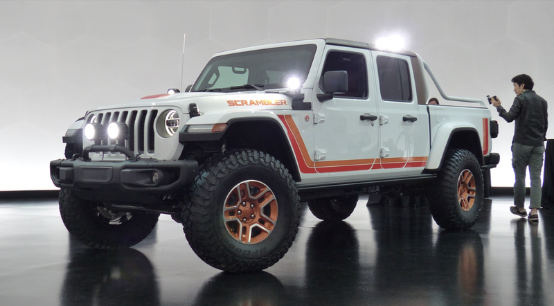 Illustration for article titled The Jeep JT Scrambler Concept Should Absolutely Become a Real Thing